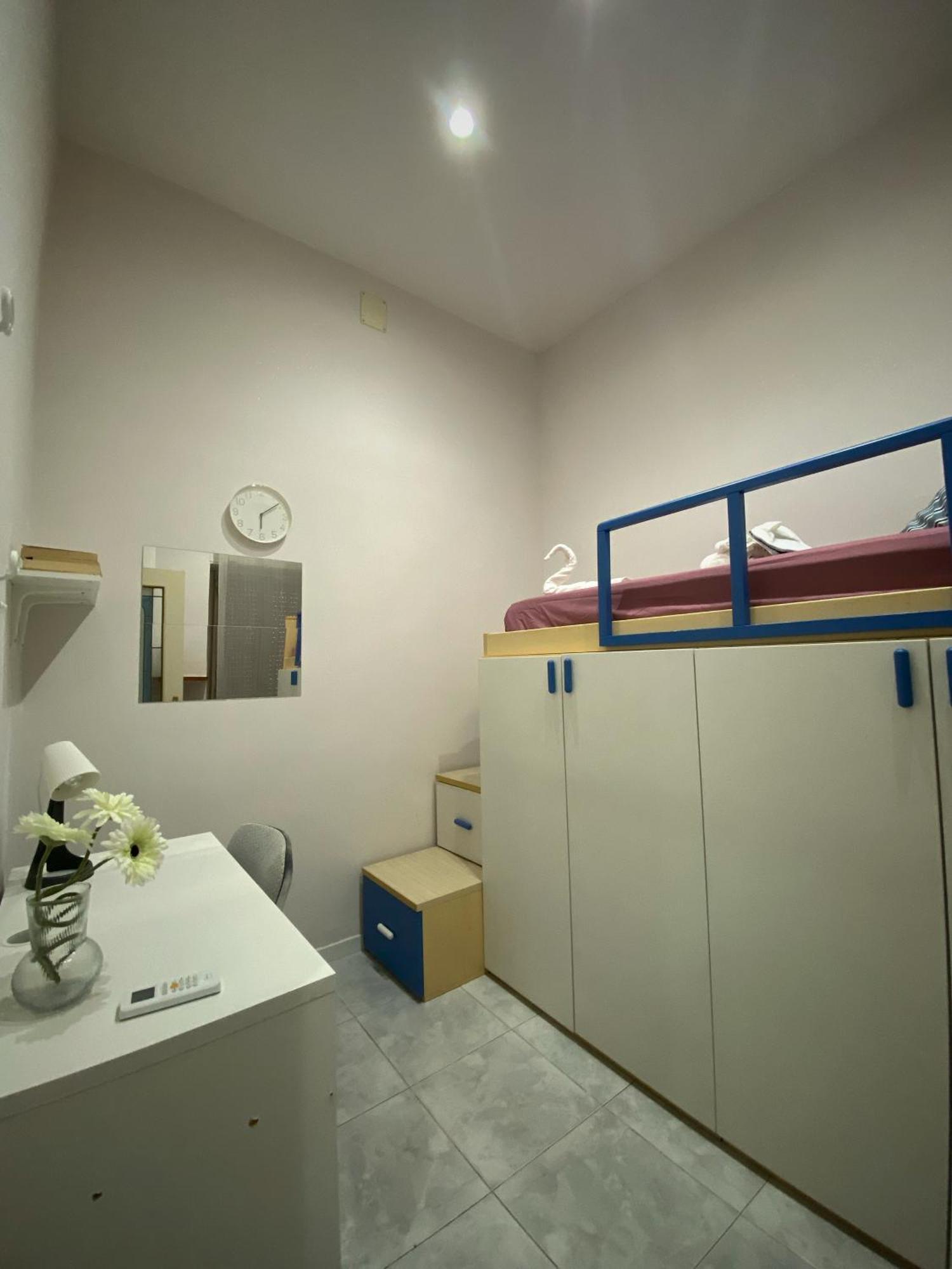 Ferienwohnung La Casa Al Centro " Vicino Al Centro Storico Di Napoli" Exterior foto